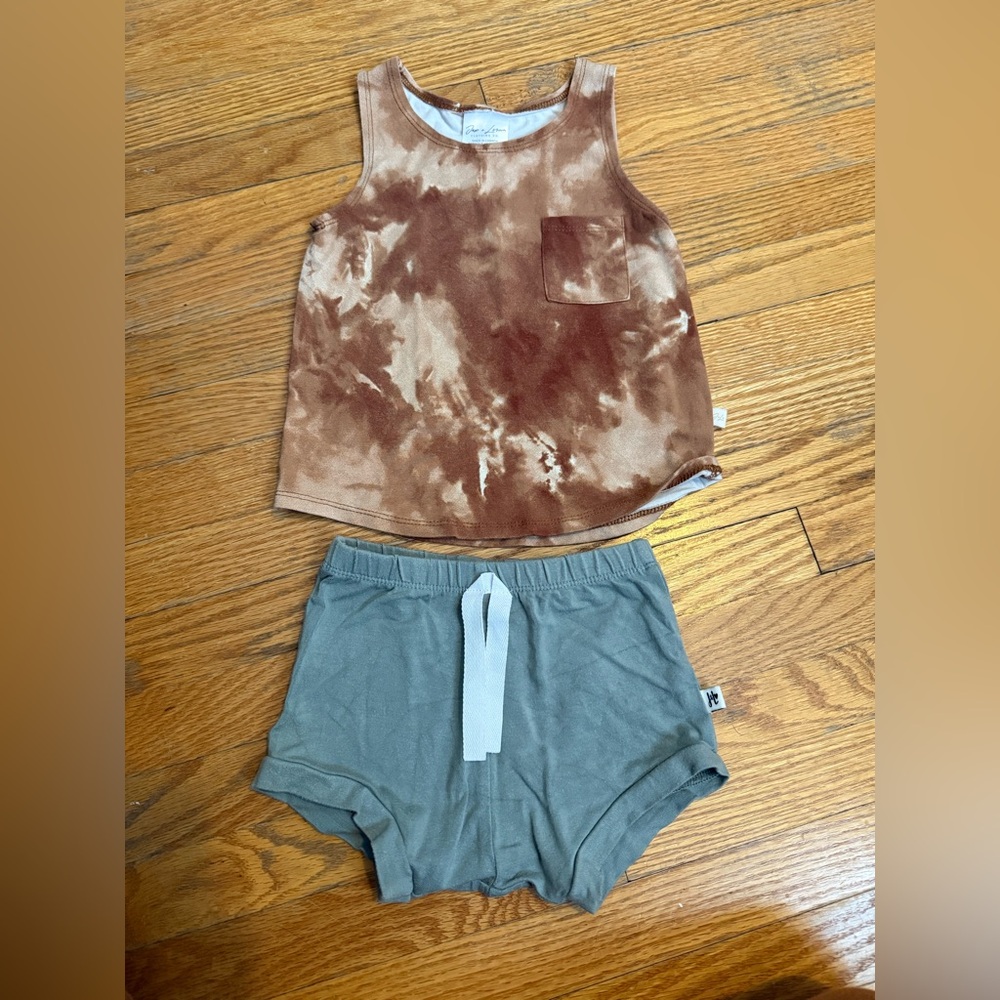 Jax and Lennon Pocket Tee and Shorts Set Size 12-18 months